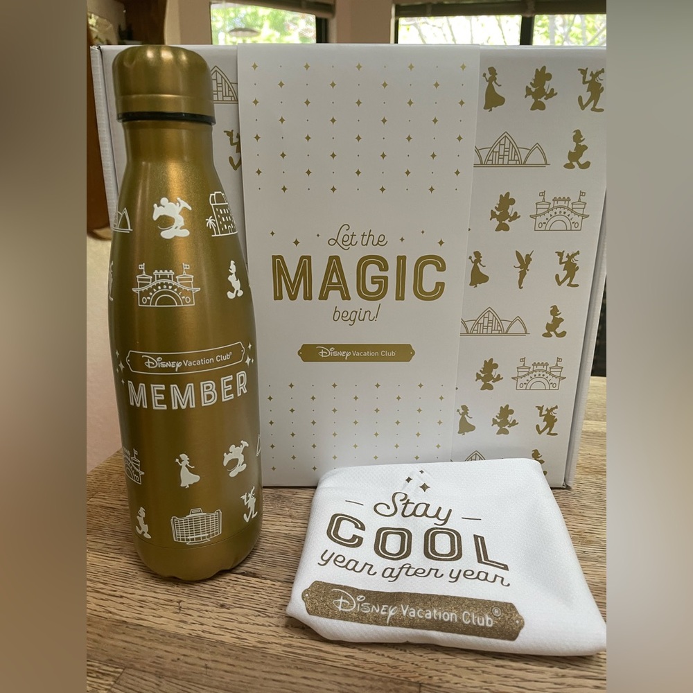 Disney Gold Member Bottle with Cooling Towel NEW